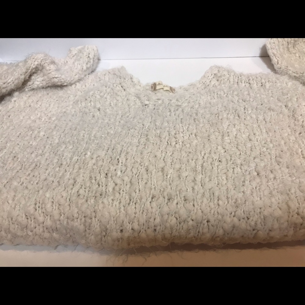 Women’s sweater
